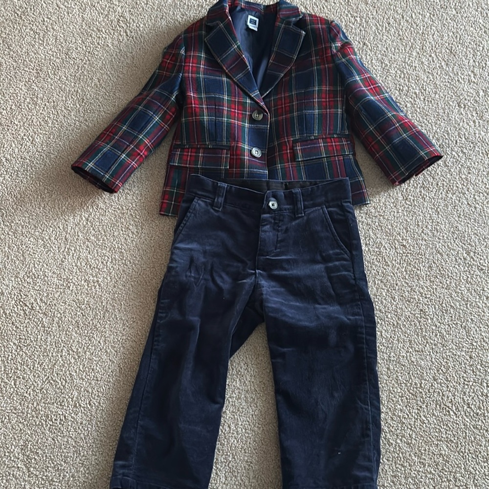 Adorable Janie and Jack checkered blazer and velvet navy pants